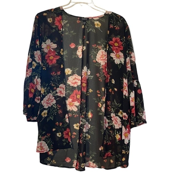 torrid Tops - Torrid Sheer Floral- rose kimono. Size 00/0 EUC